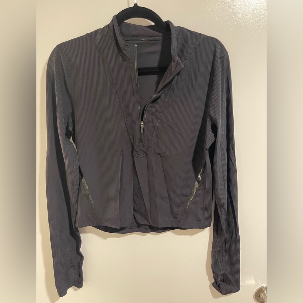 Lululemon 1/4 zip long sleeve top